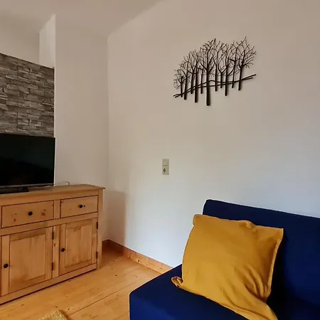 Ollywood Hill * Halbs