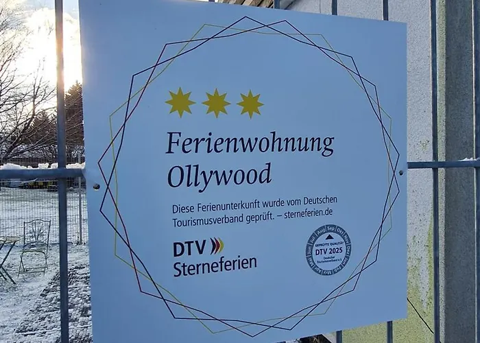 Ollywood Hill Lägenhet *