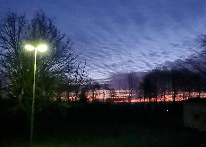 Ollywood Hill Lägenhet *